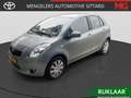 Toyota Yaris 1.3 VVTi Sol Gris - thumbnail 1