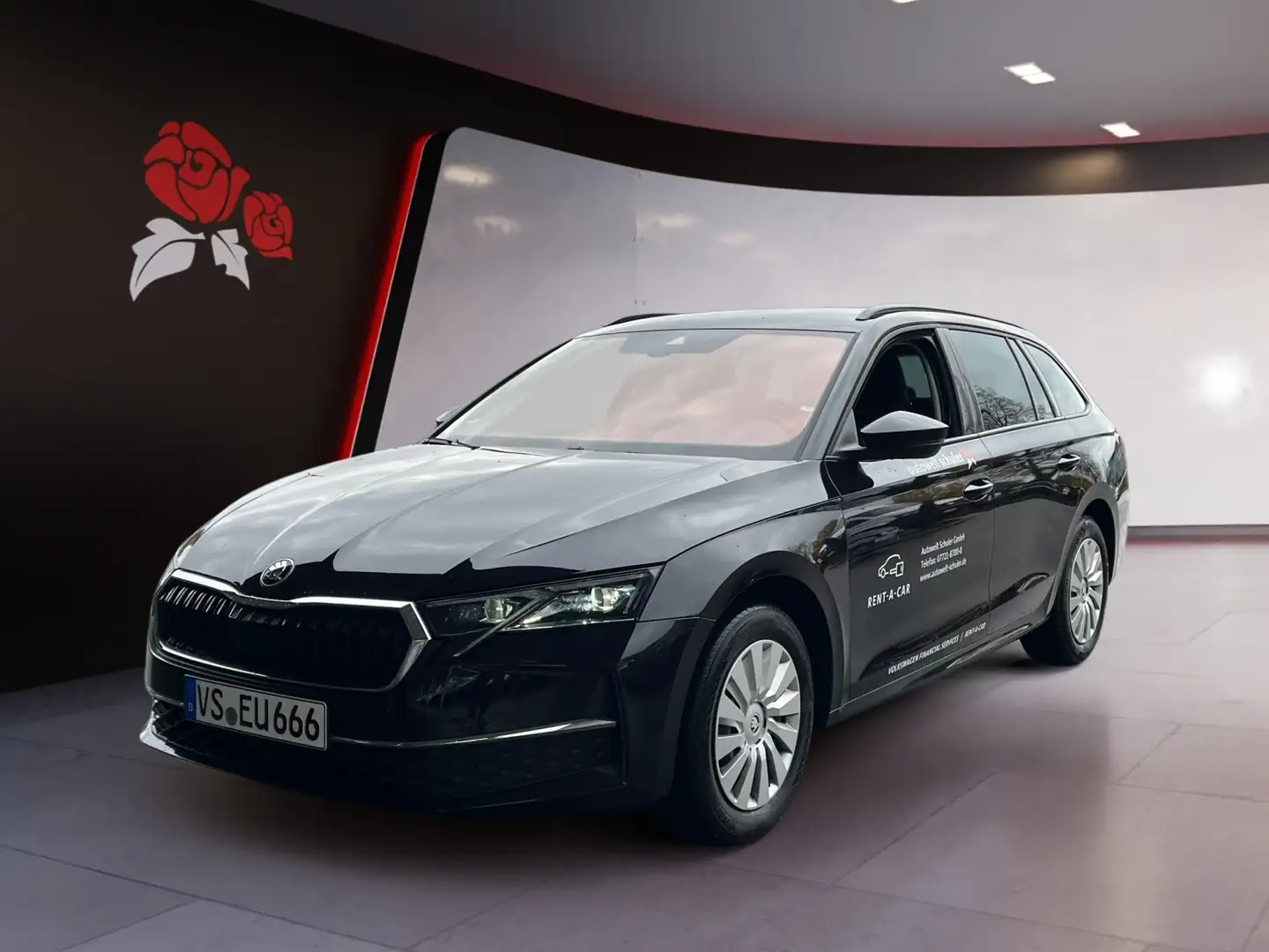 Skoda Octavia Combi 2,0 TDI DSG Selection Navi Schwarz - 2