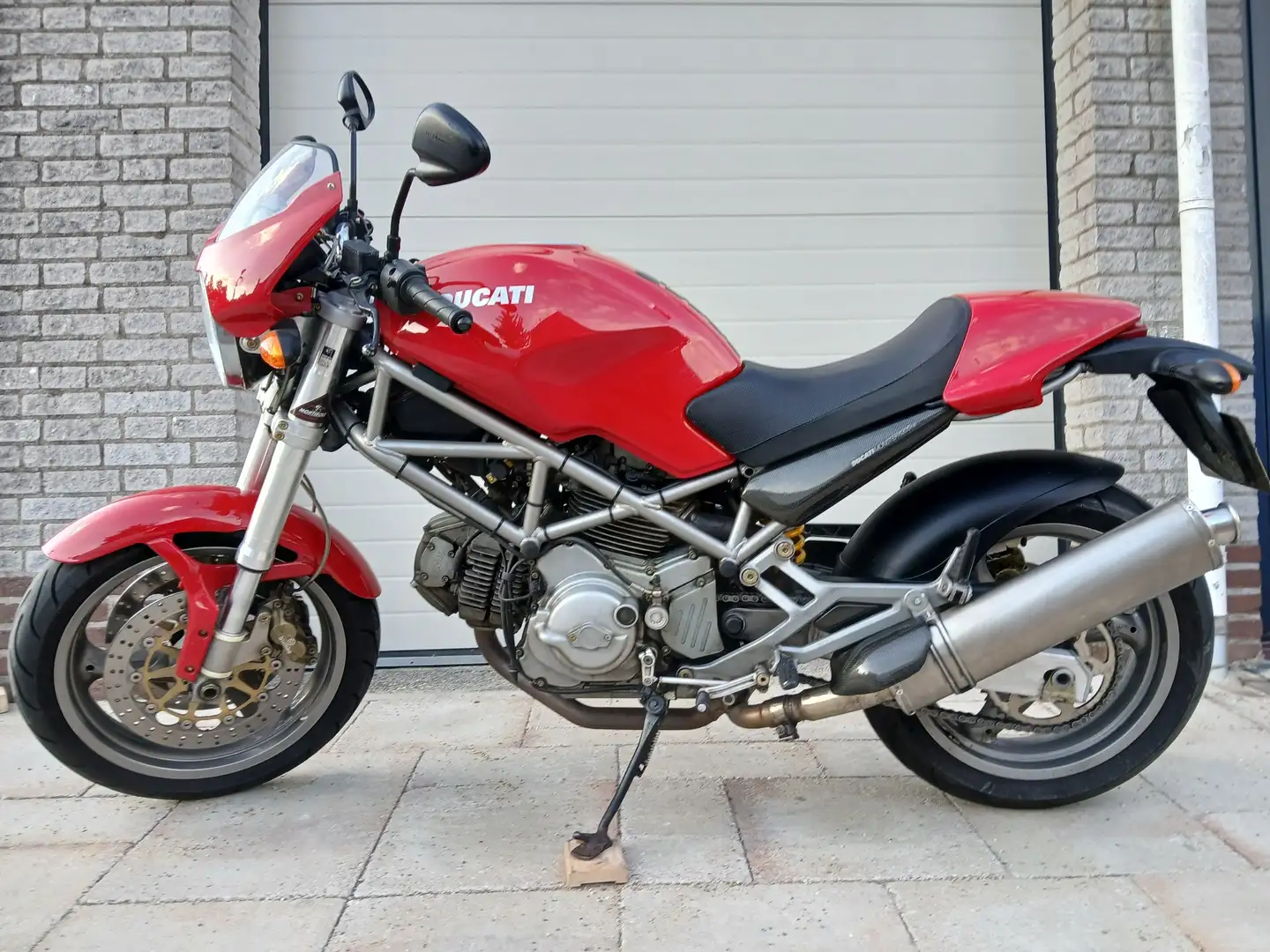 Ducati Monster 620 Roşu - 1
