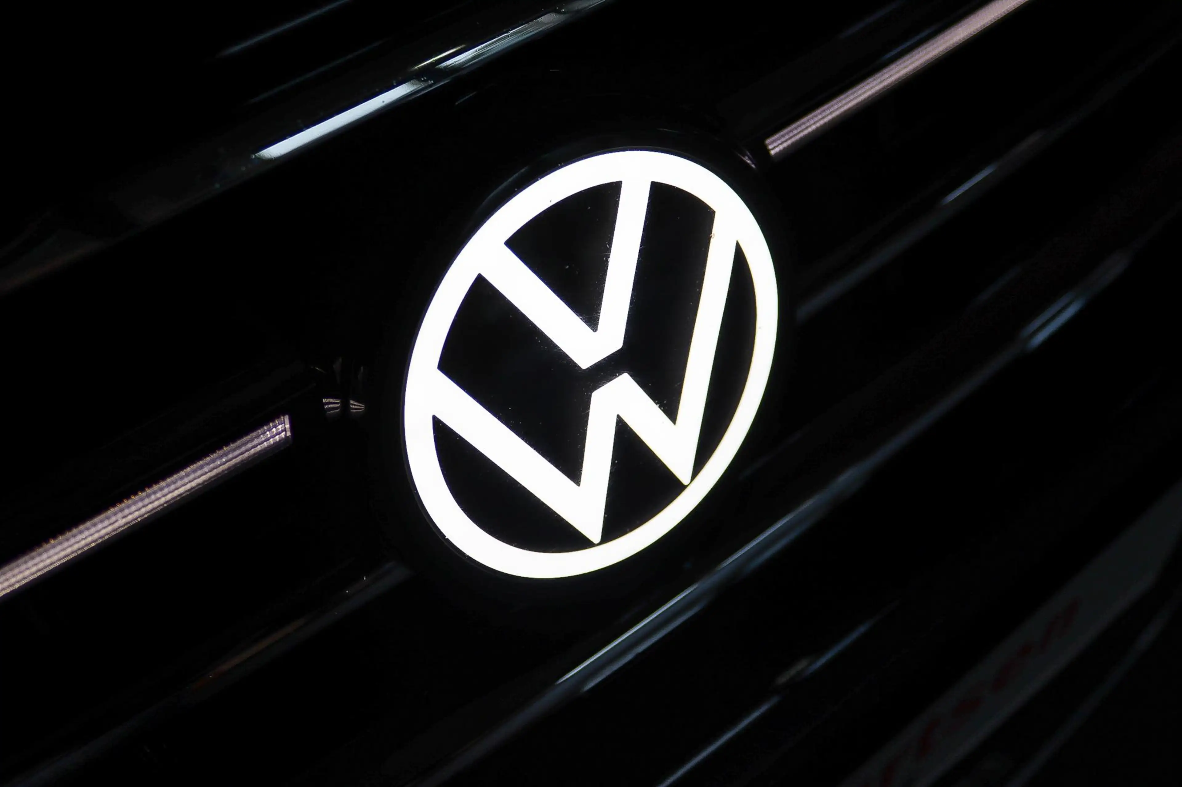 Volkswagen Tiguan Allspace 2.0 TSI 4Motion Highline R-Line 7-Persoons Panoram — photo 11