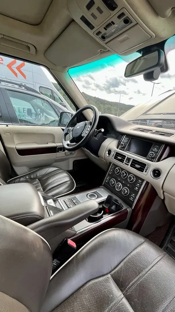 Land Rover Range Rover Range Rover 4,4 TDV8 Vogue Bronze - 2