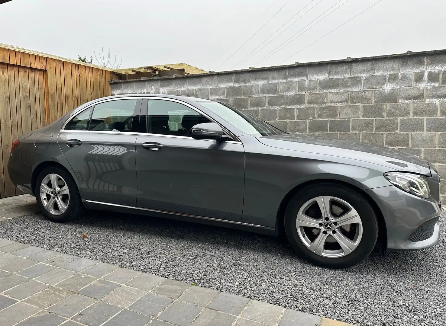 Mercedes-Benz E 200 d Automaat Led Navi Leder BT Camera Zetelverw BT Gris - 1