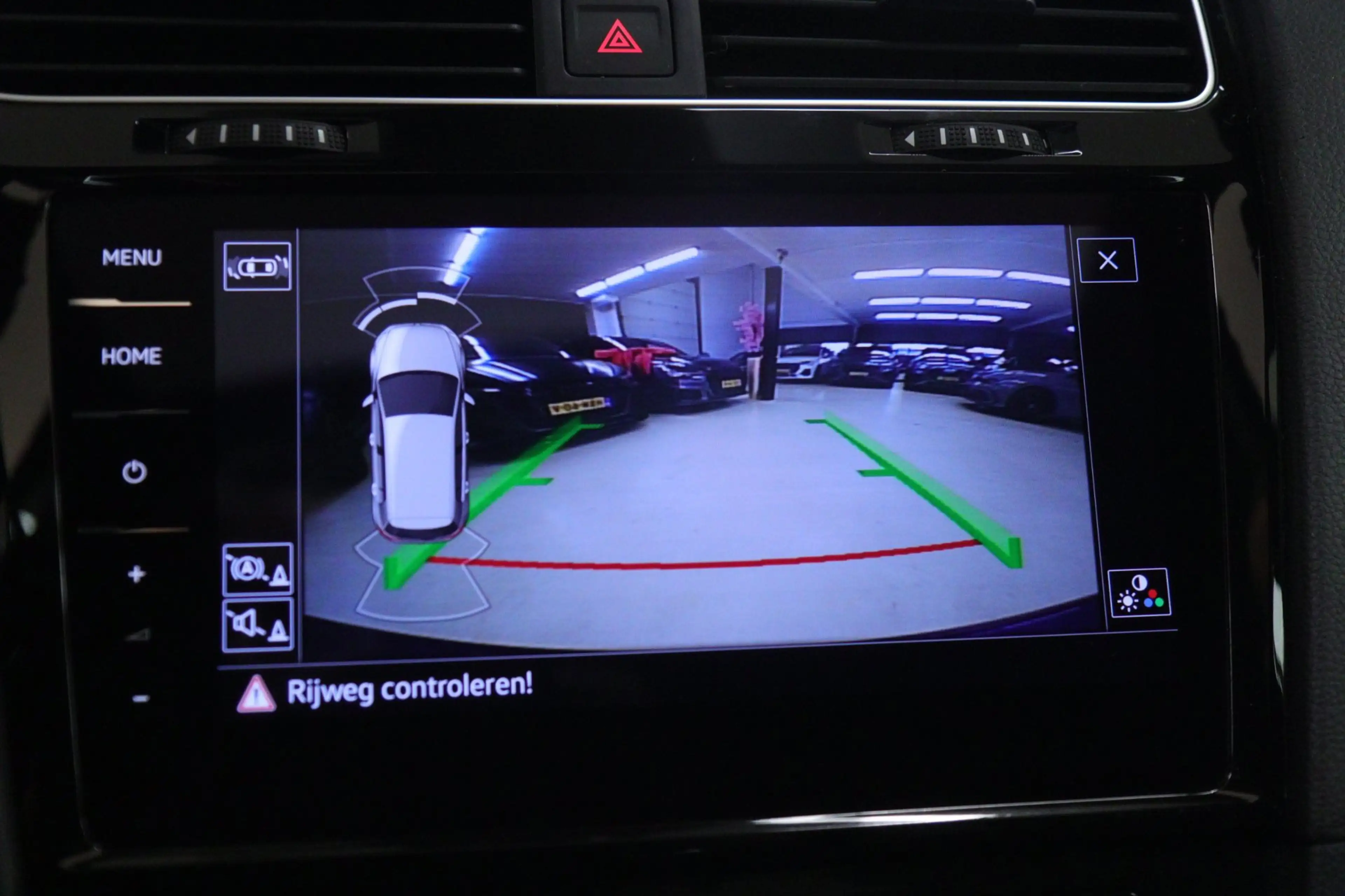 Volkswagen Golf Variant 2.0 TSI 4Motion R /PANO/AKRA/ACC/DCC/DYNAUDIO/SFEE — photo 15