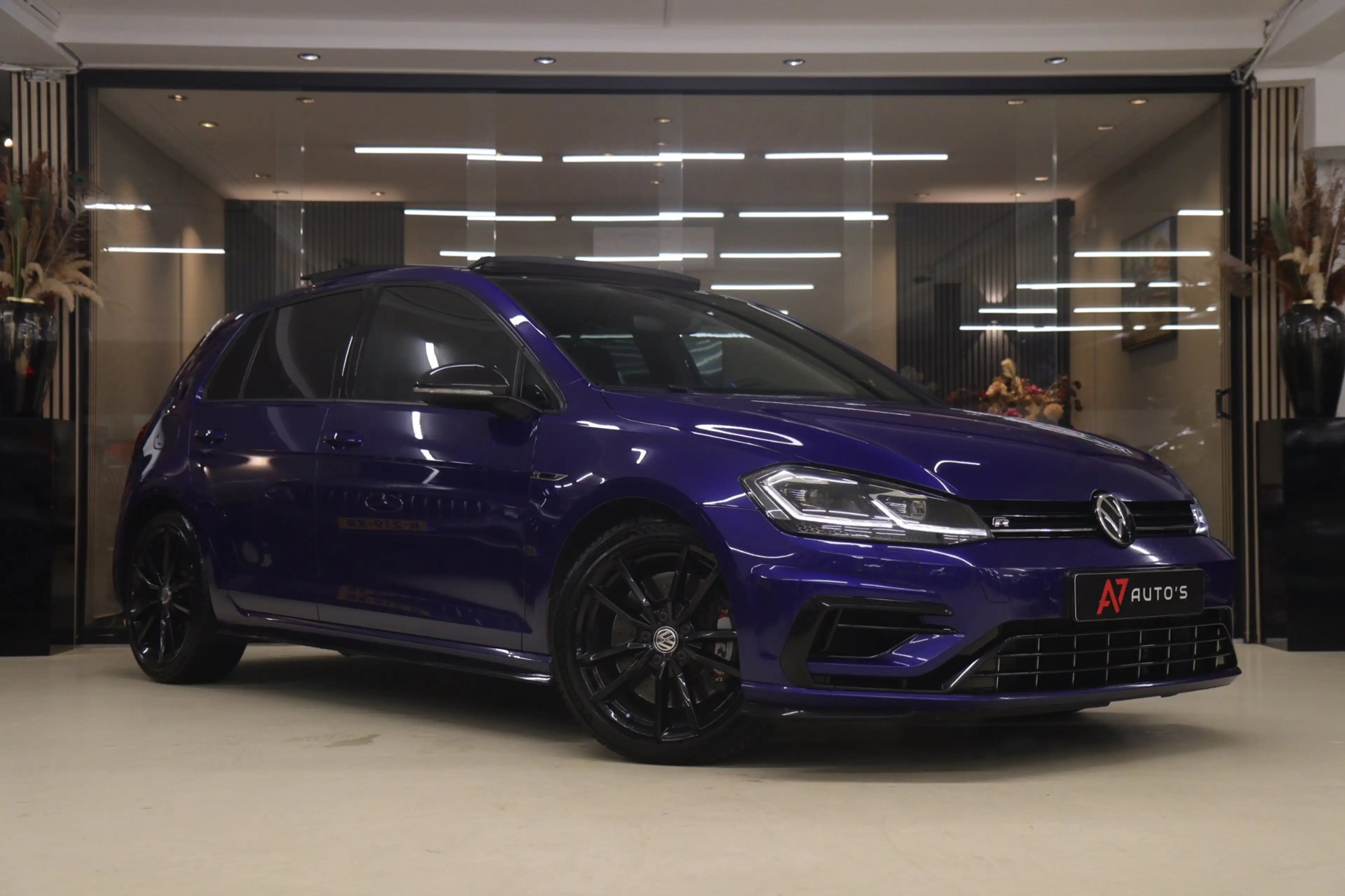 Volkswagen Golf Variant 2.0 TSI 4Motion R /PANO/AKRA/ACC/DCC/DYNAUDIO/SFEE — photo 3