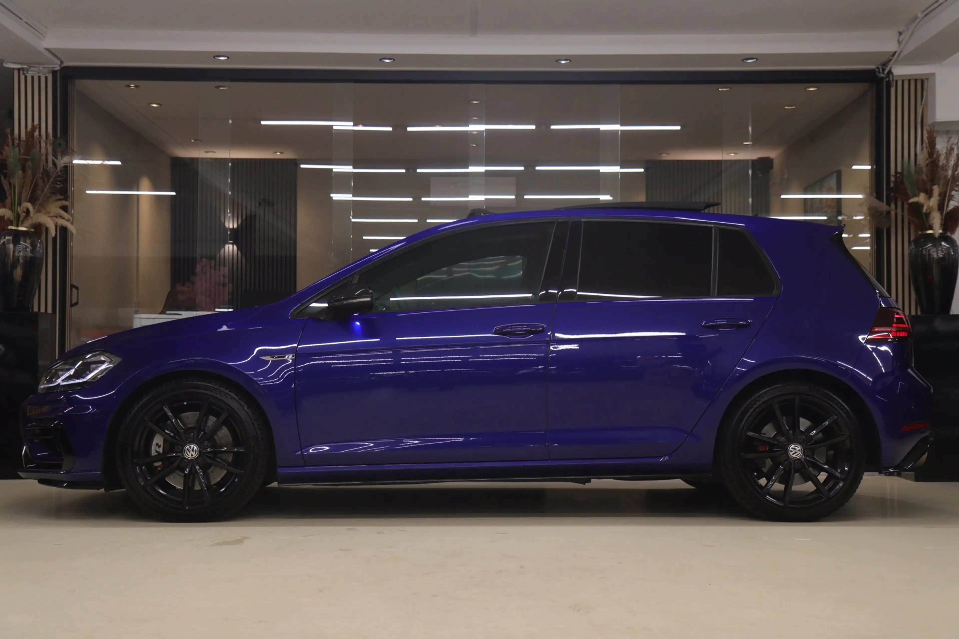 Volkswagen Golf Variant 2.0 TSI 4Motion R /PANO/AKRA/ACC/DCC/DYNAUDIO/SFEE — photo 44