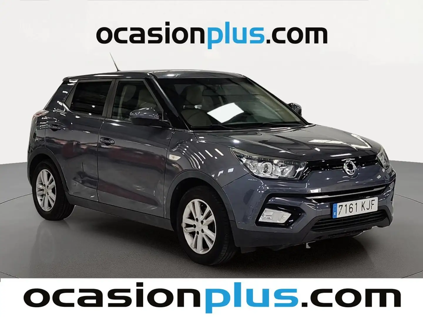 SsangYong Tivoli G16 Premium 4x2 Gris - 2