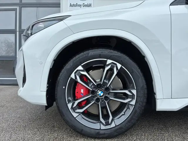 BMW iX1 eDrive20 Ansicht 15