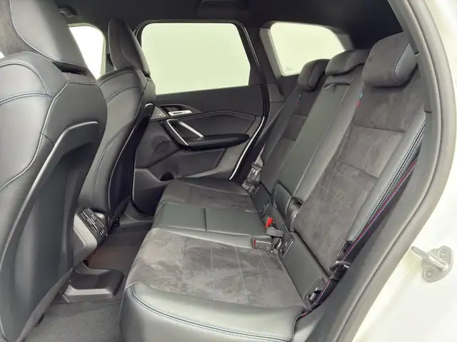 BMW iX1 eDrive20 Ansicht 12