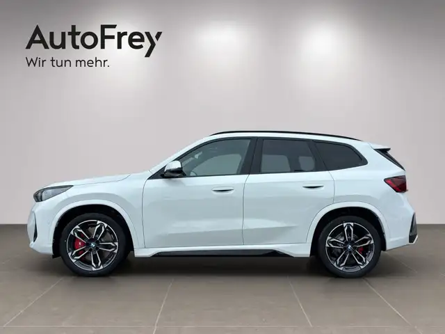 BMW iX1 eDrive20 Ansicht 5