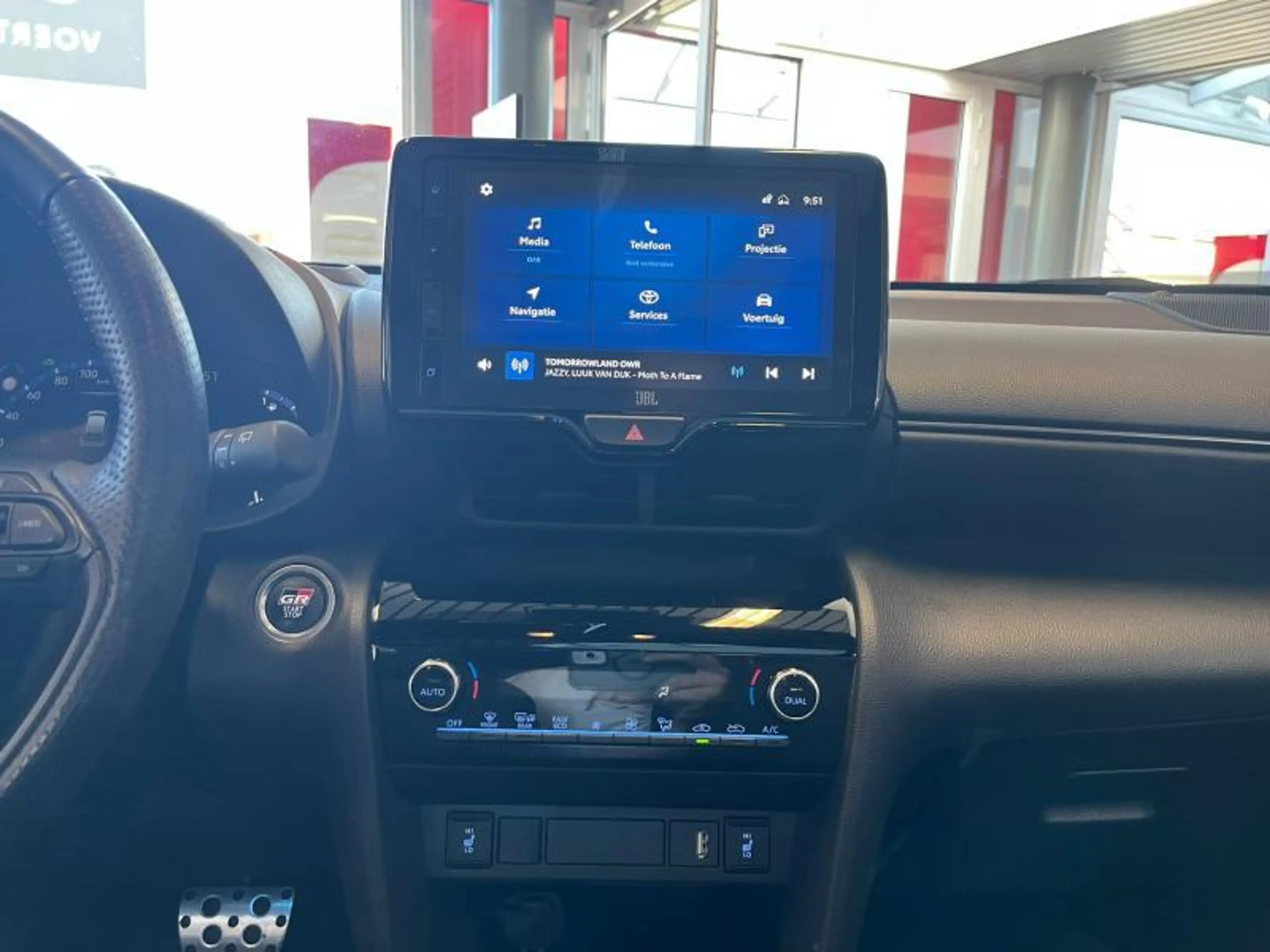 Toyota Yaris Cross GR Sport Bi-tone — photo 14