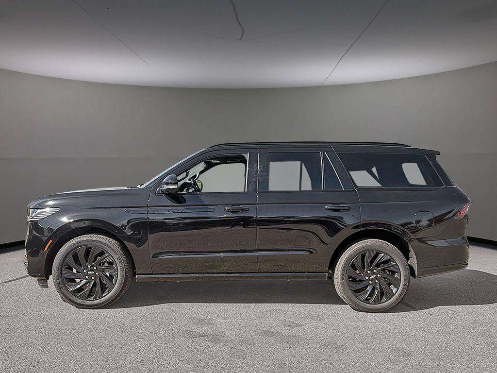 2026 Lincoln Navigator Reserve | 202A PKG | Pano Roof PKG | 360 Camera — снимка 4