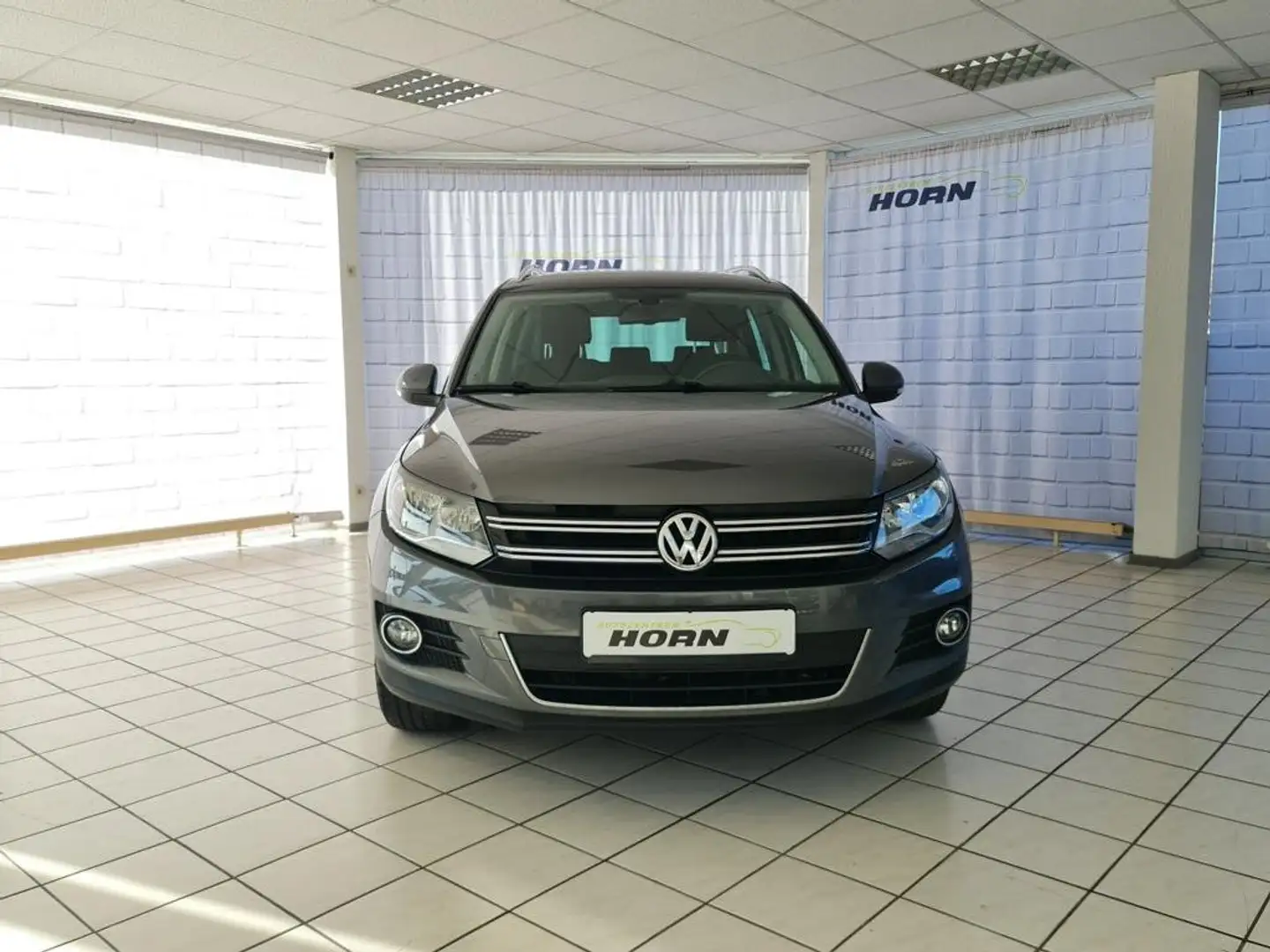Volkswagen Tiguan Lounge Sport, 1.Hand, unfallfrei, Kamera, Navi,LMF Grau - 2