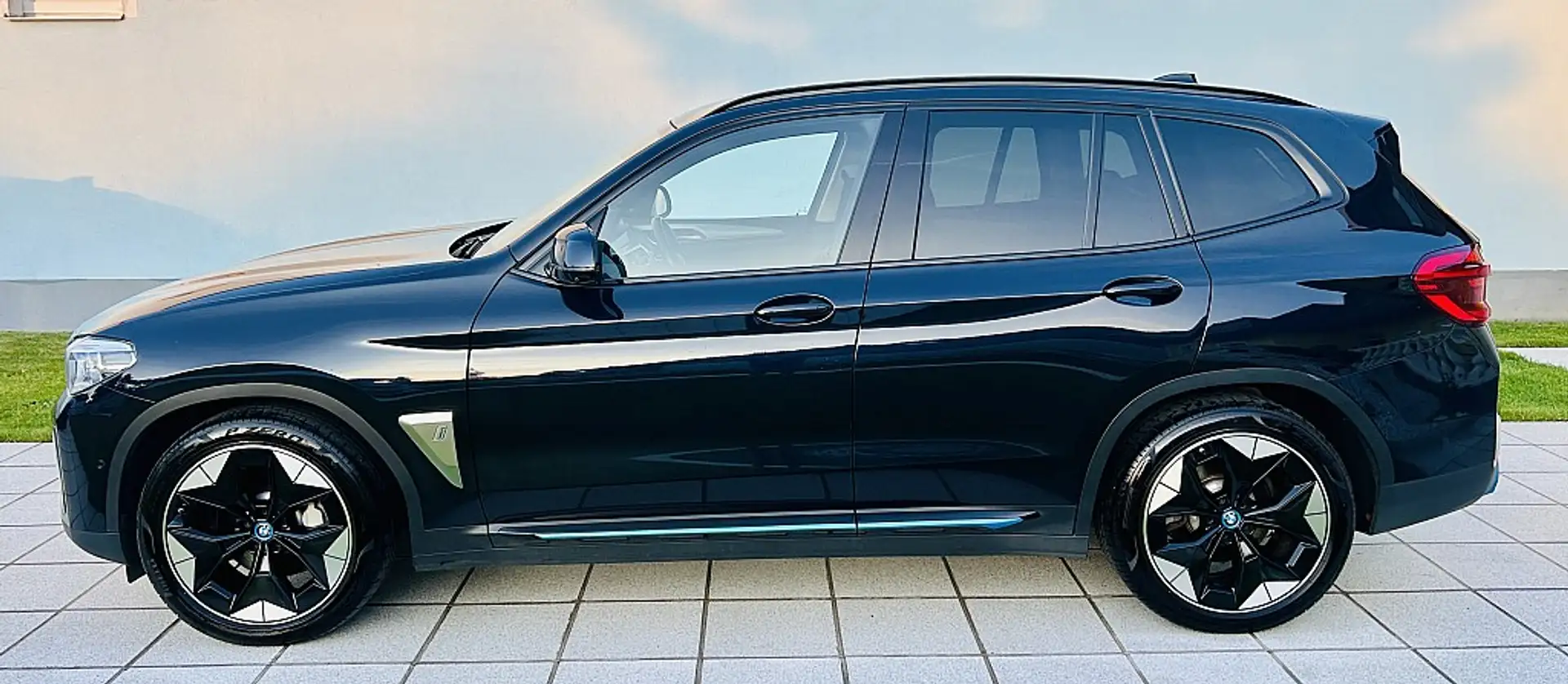 BMW iX3 Vollausstattung 70.000 € Neupreis - Impressive ... Noir - 2