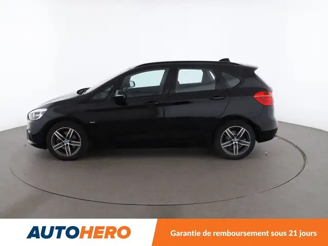 BMW 2 Series view 3