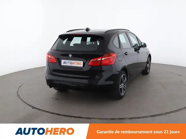 BMW 2 Series view 6