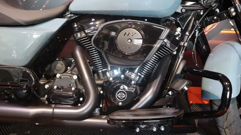 Harley-Davidson Tour Glide - foto 2