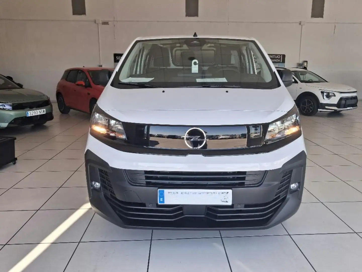 Opel Vivaro FURGoN 1.5 BLUEHDI 120CV TALLA M MANUAL - 2