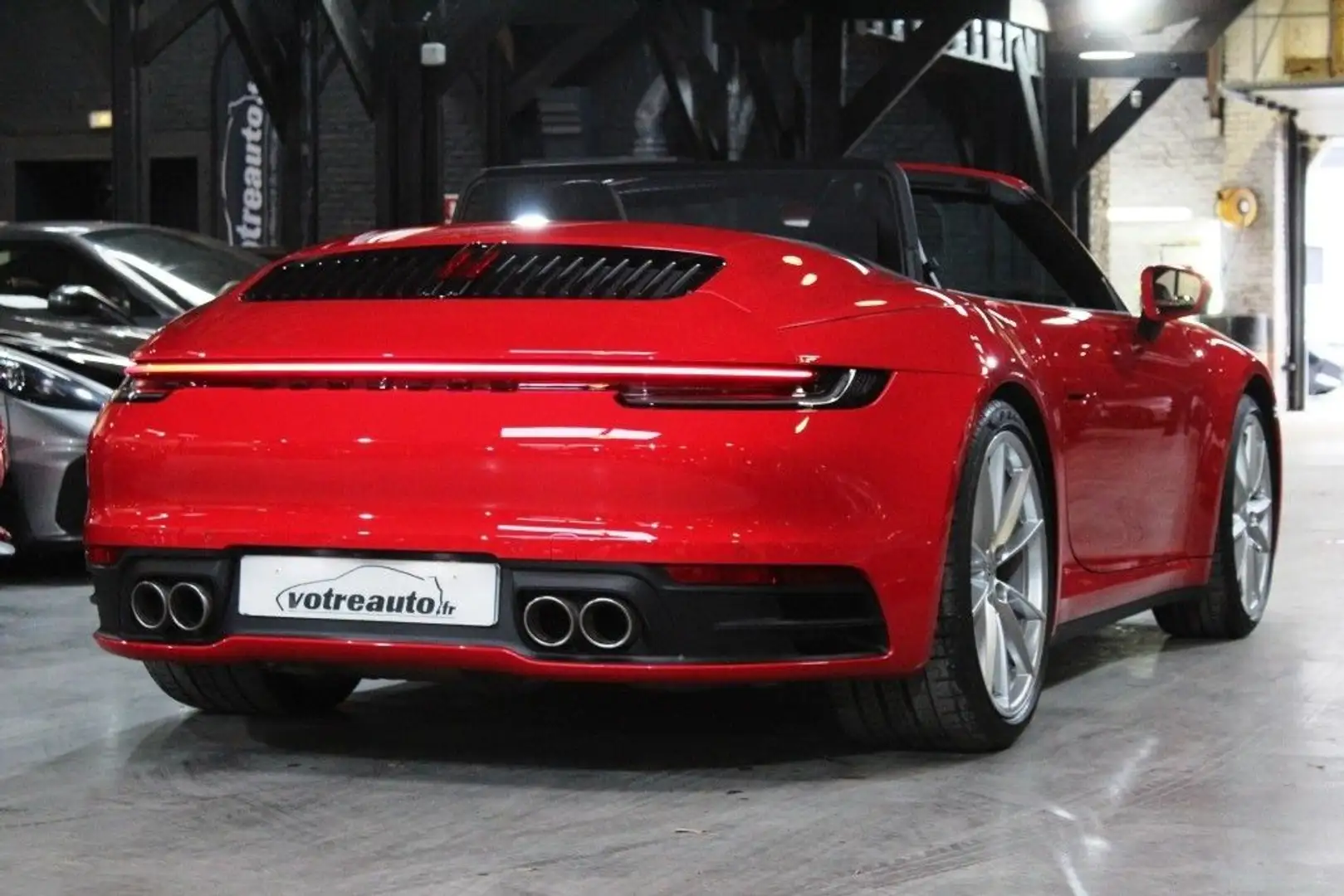 Porsche 911 (992) CABRIOLET 3.0 450 CARRERA S PDK Rojo - 2