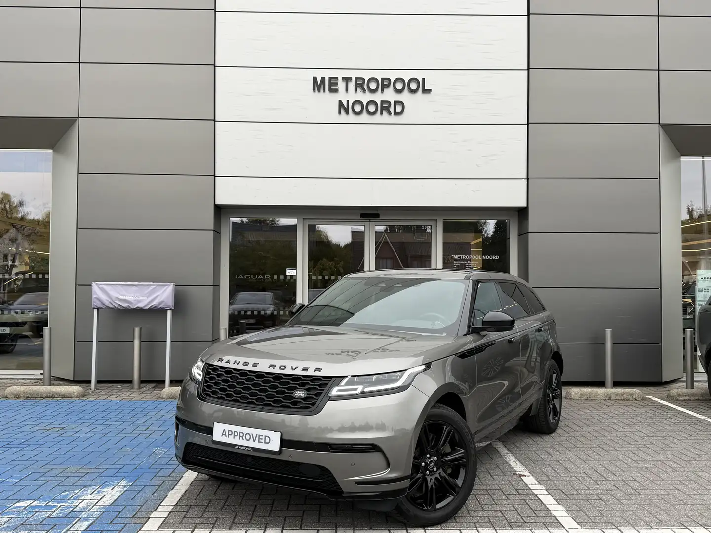 Land Rover Range Rover Velar P400e SE AWD Beige - 1