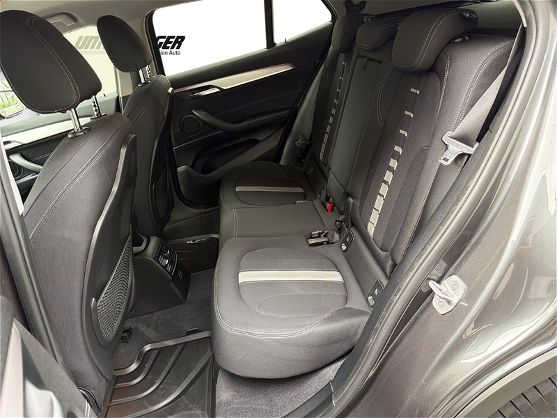 BMW X2 xDrive18d Advantage — photo 11