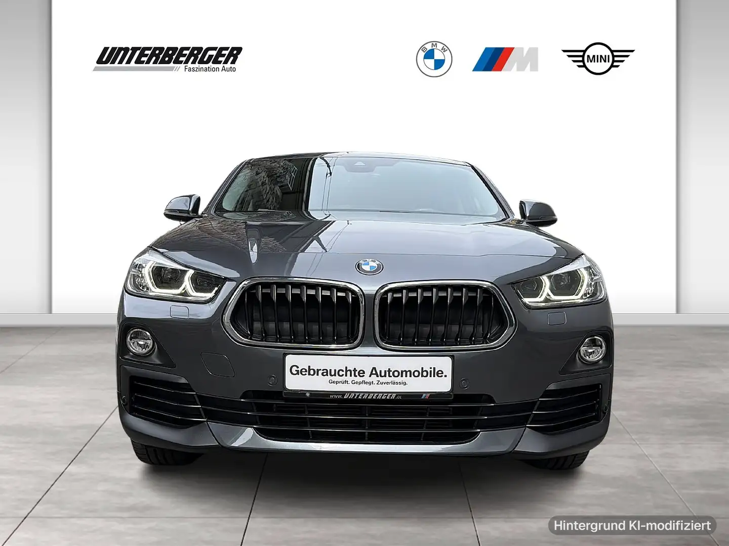 BMW X2 xDrive18d Advantage Grau - 2