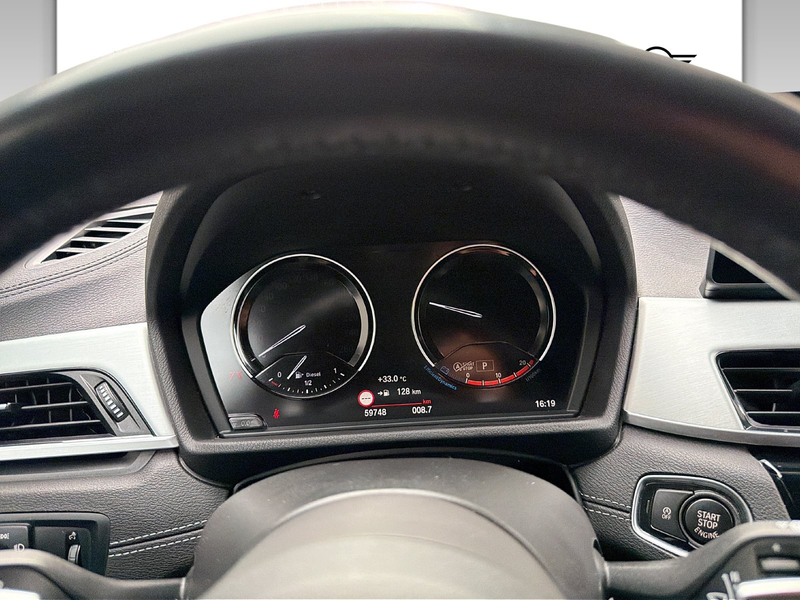 BMW X2 xDrive18d Advantage — photo 9