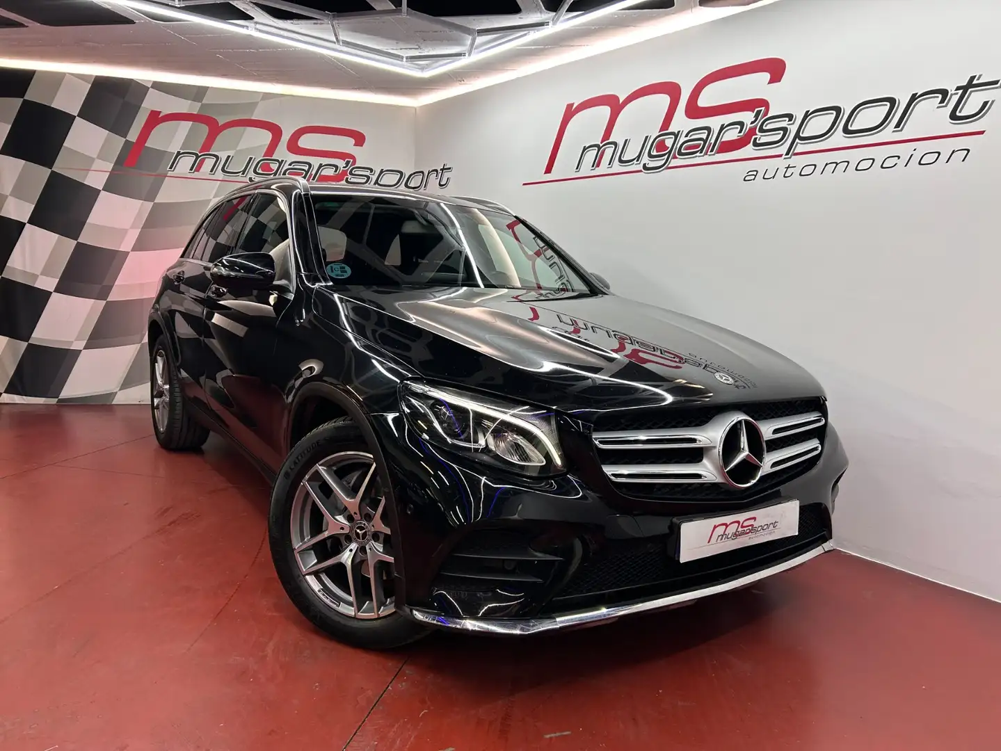 Mercedes-Benz GLC 220 220d 4Matic Aut. Zwart - 1