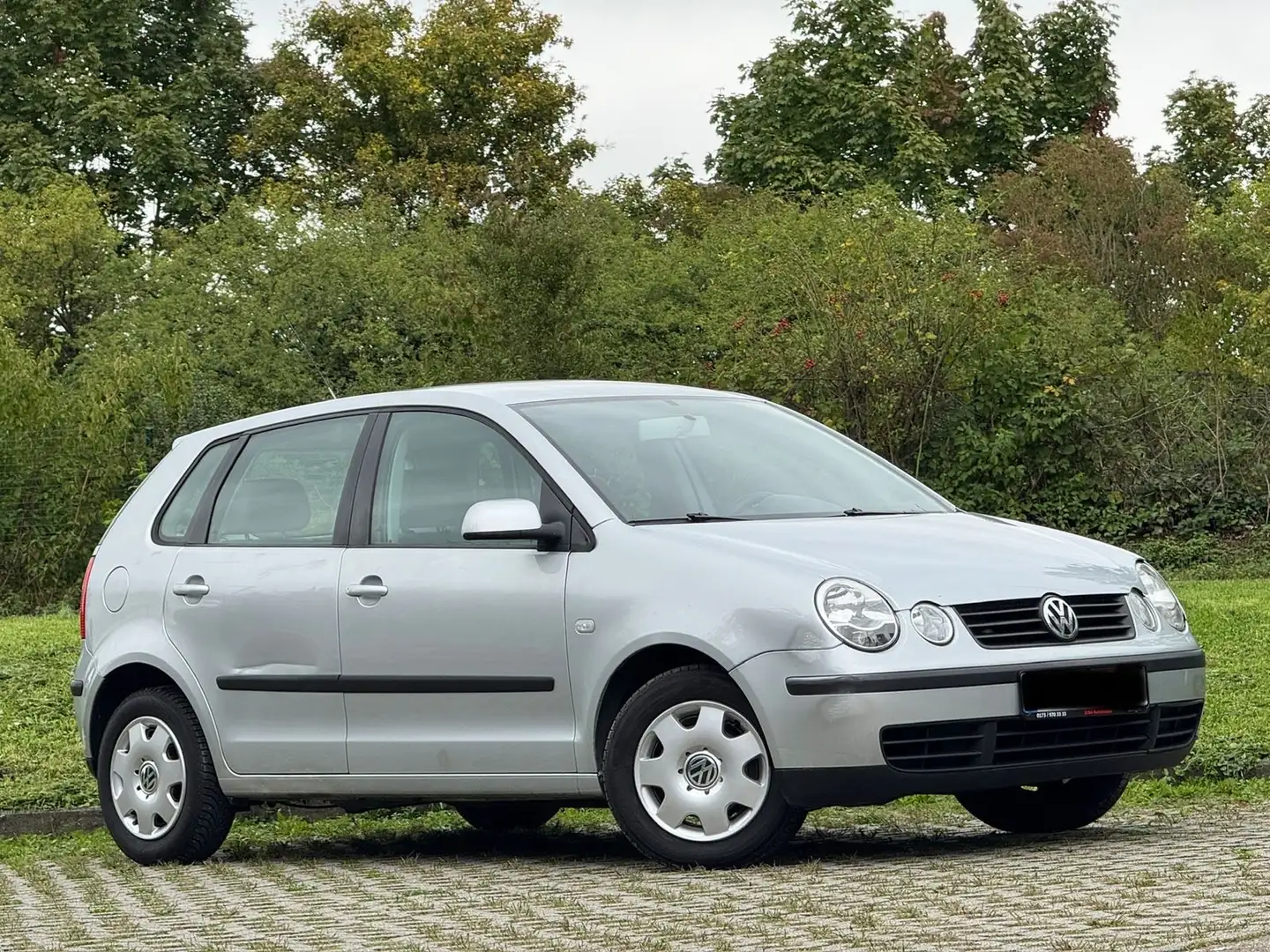Volkswagen Polo 1.4 Comfortline Tüv Neu Silber - 2