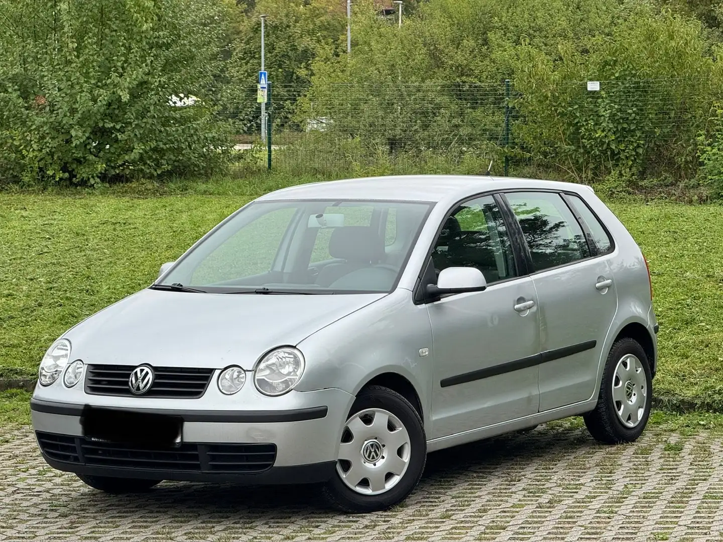 Volkswagen Polo 1.4 Comfortline Tüv Neu Silber - 1