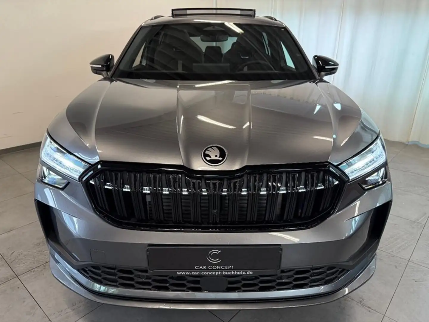 Skoda Kodiaq 1.5 TSI mHEV Sportline AHK PANO 7-SITZE Grau - 2