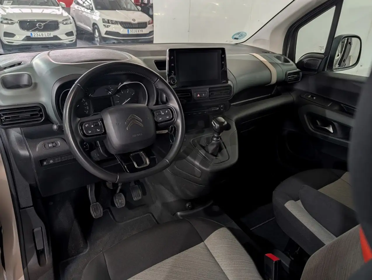 2022 Citroen Berlingo BlueHDi S&S Talla M Shine 100, photograph 11