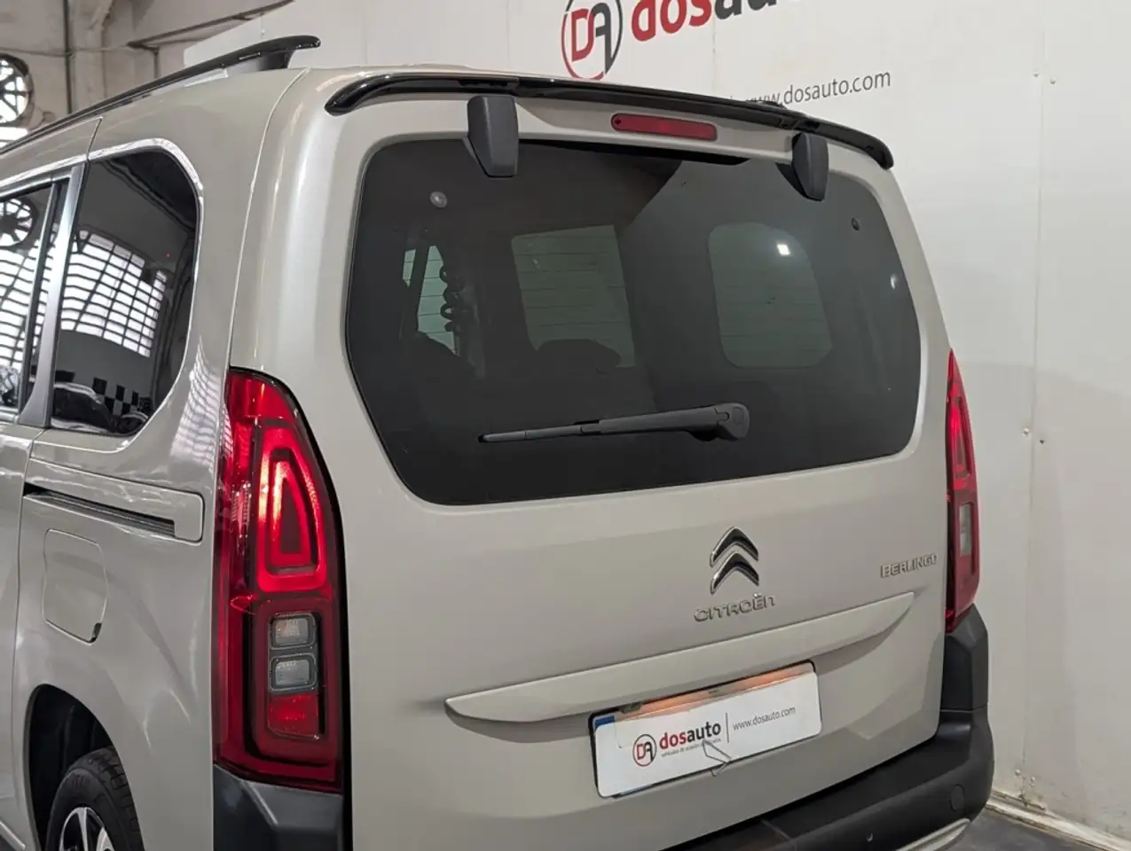 2022 Citroen Berlingo BlueHDi S&S Talla M Shine 100, photograph 4