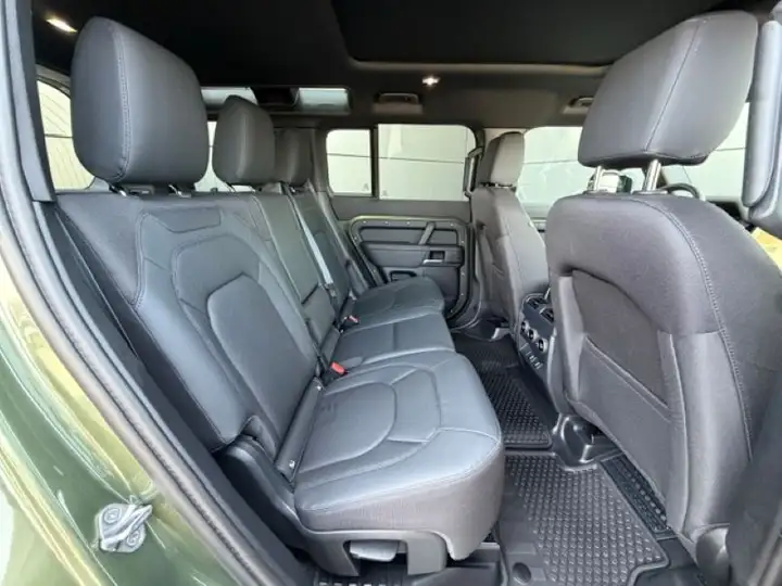 Land Rover Defender 2026, foto 5