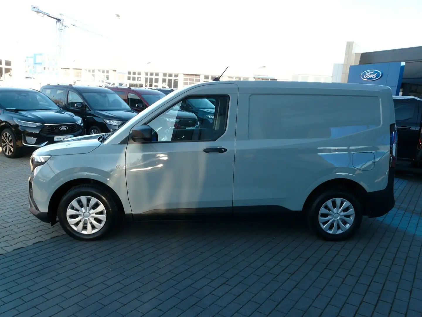 Ford Transit Courier Trend *AHK*Kamera*LKW-KaWa* Grau - 2