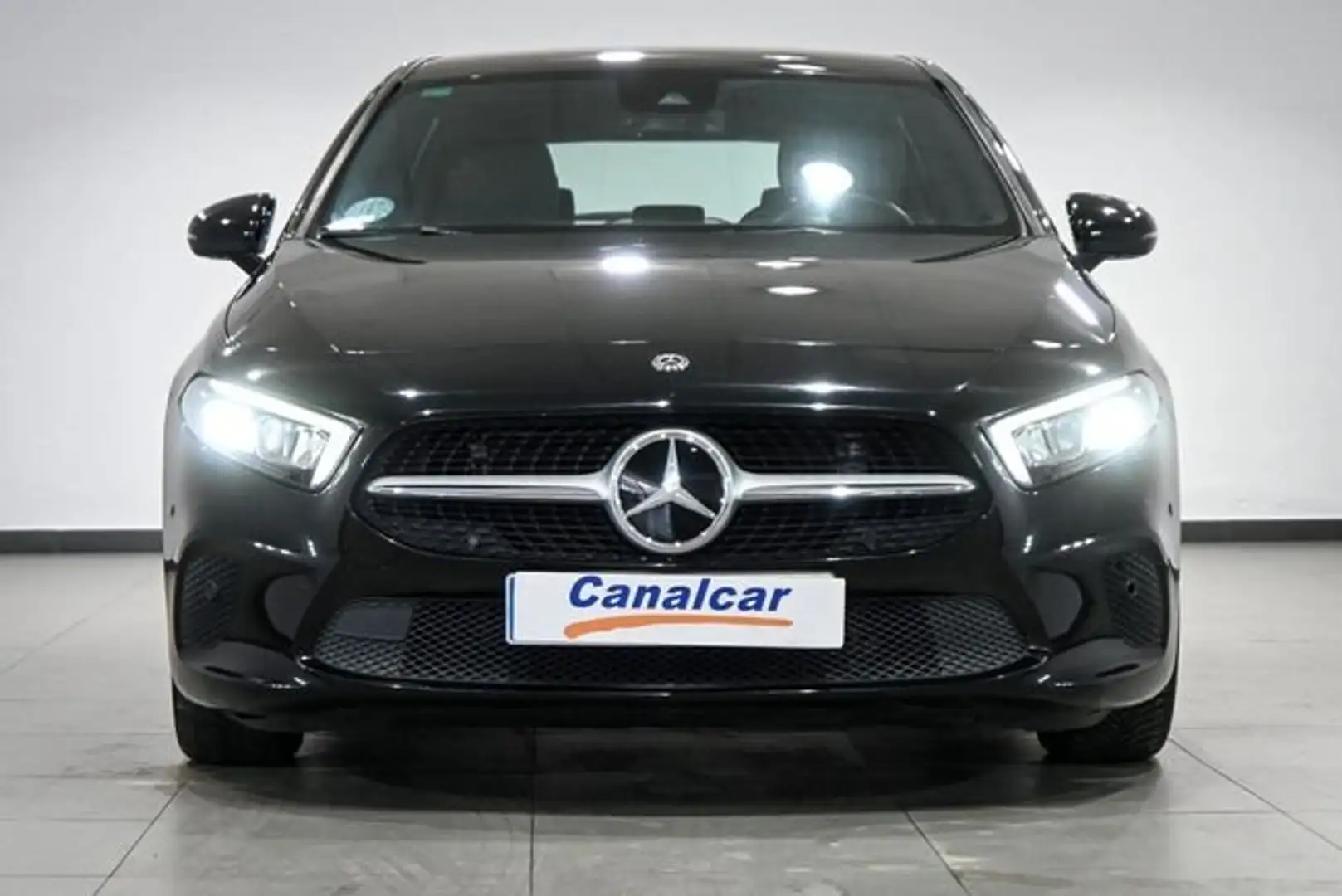 Mercedes-Benz A 200 d 8G-DCT Negro - 2