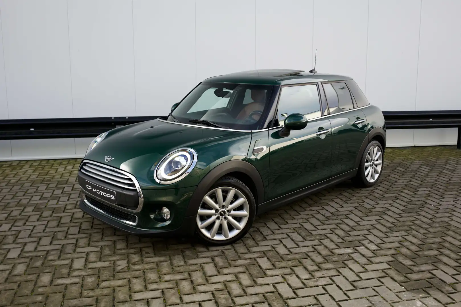 MINI Cooper ONE 5-DEURS  PANO  AUTOMAAT  GREEN OVER TAN Vert - 1