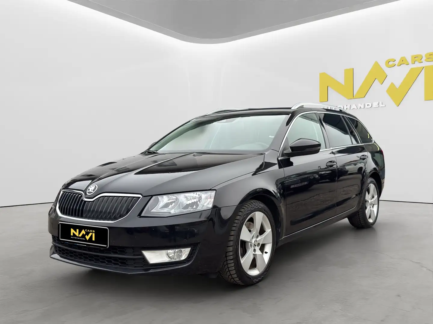 Skoda Octavia Elegance 4x4 Schwarz - 1