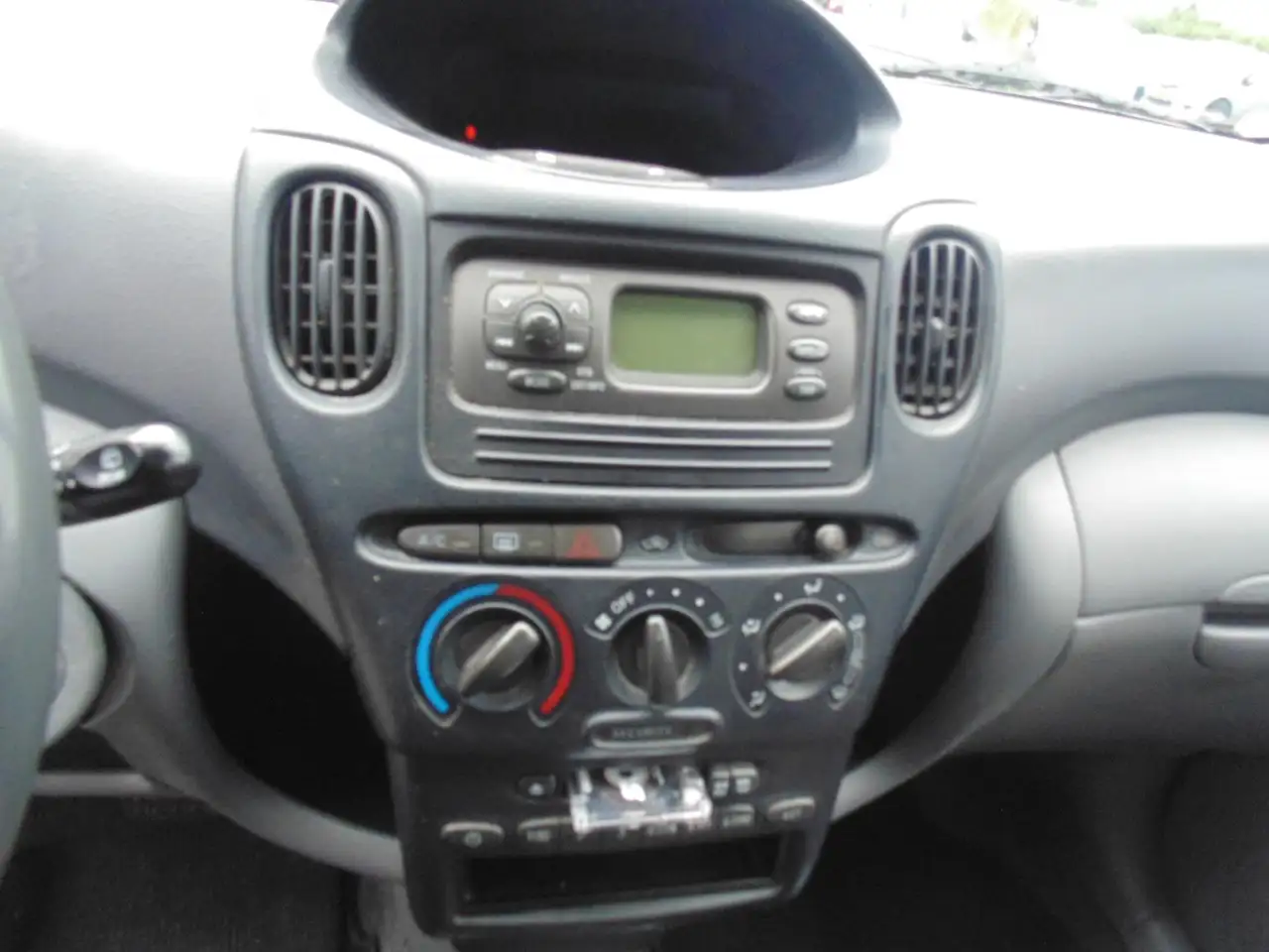 Toyota Yaris Verso 1.3-16V VVT-i Sol 5 DEURS AUTOMAAT, foto 9