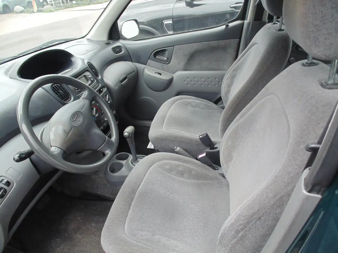 Toyota Yaris Verso 1.3-16V VVT-i Sol 5 DEURS AUTOMAAT, foto 5