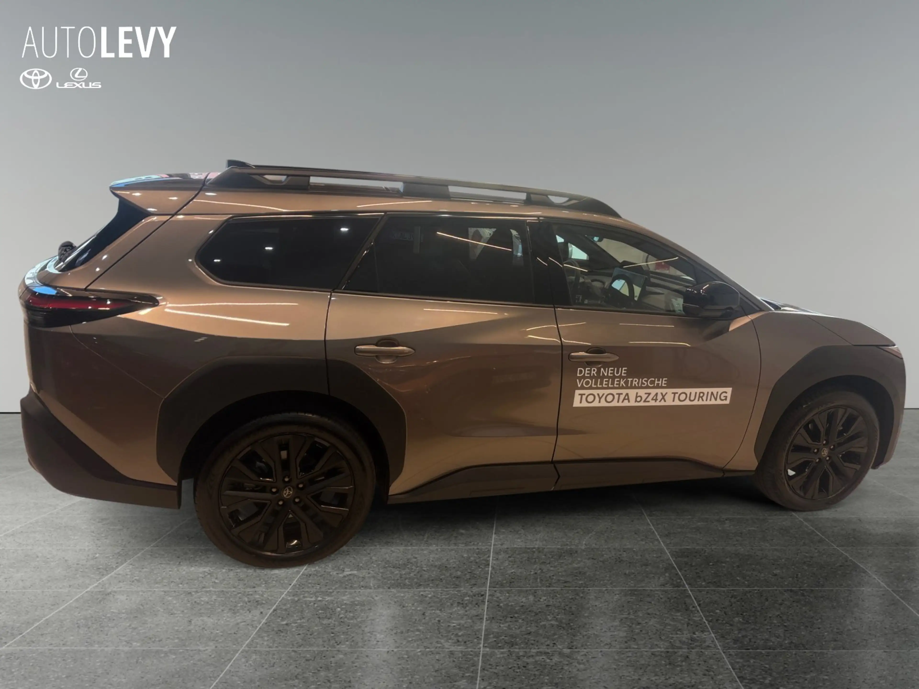 Toyota bZ4X Touring Lounge / 75 kW 360* Kamera, 4x4 — photo 7