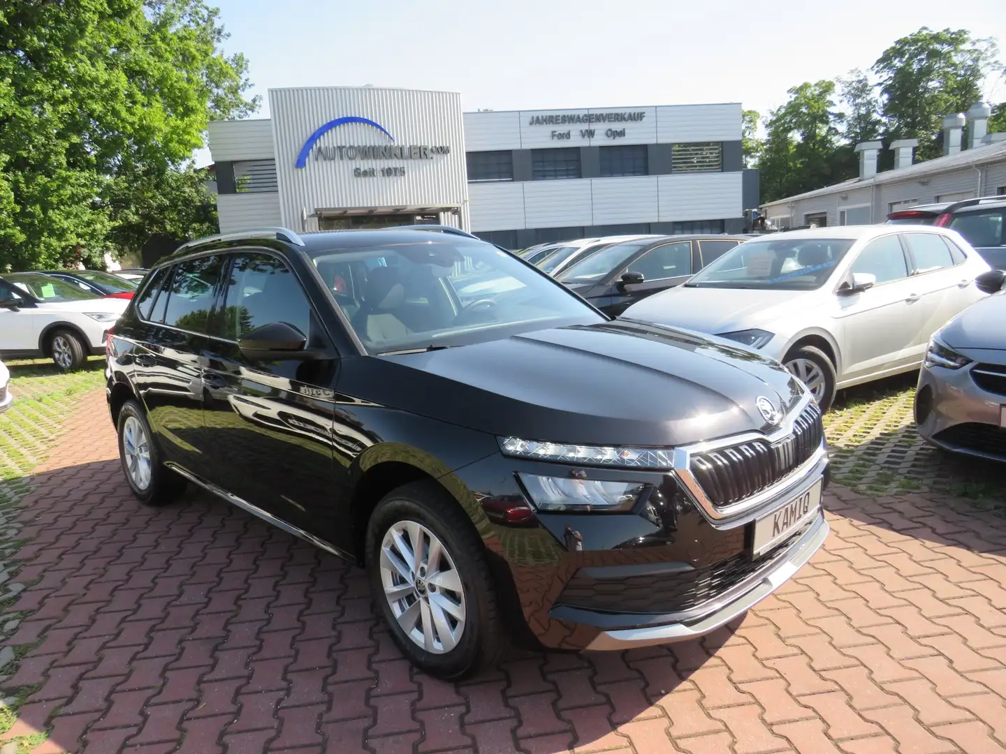 Skoda Kamiq KAMIQ BLACK Ambition 1,0 TSI *LED+TEMP+SHZ+CAM* Negro - 1