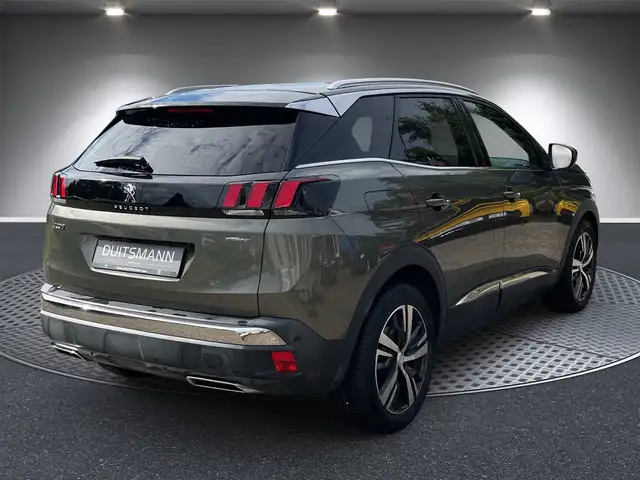 Peugeot 3008 view 5