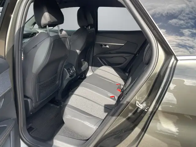 Peugeot 3008 view 12