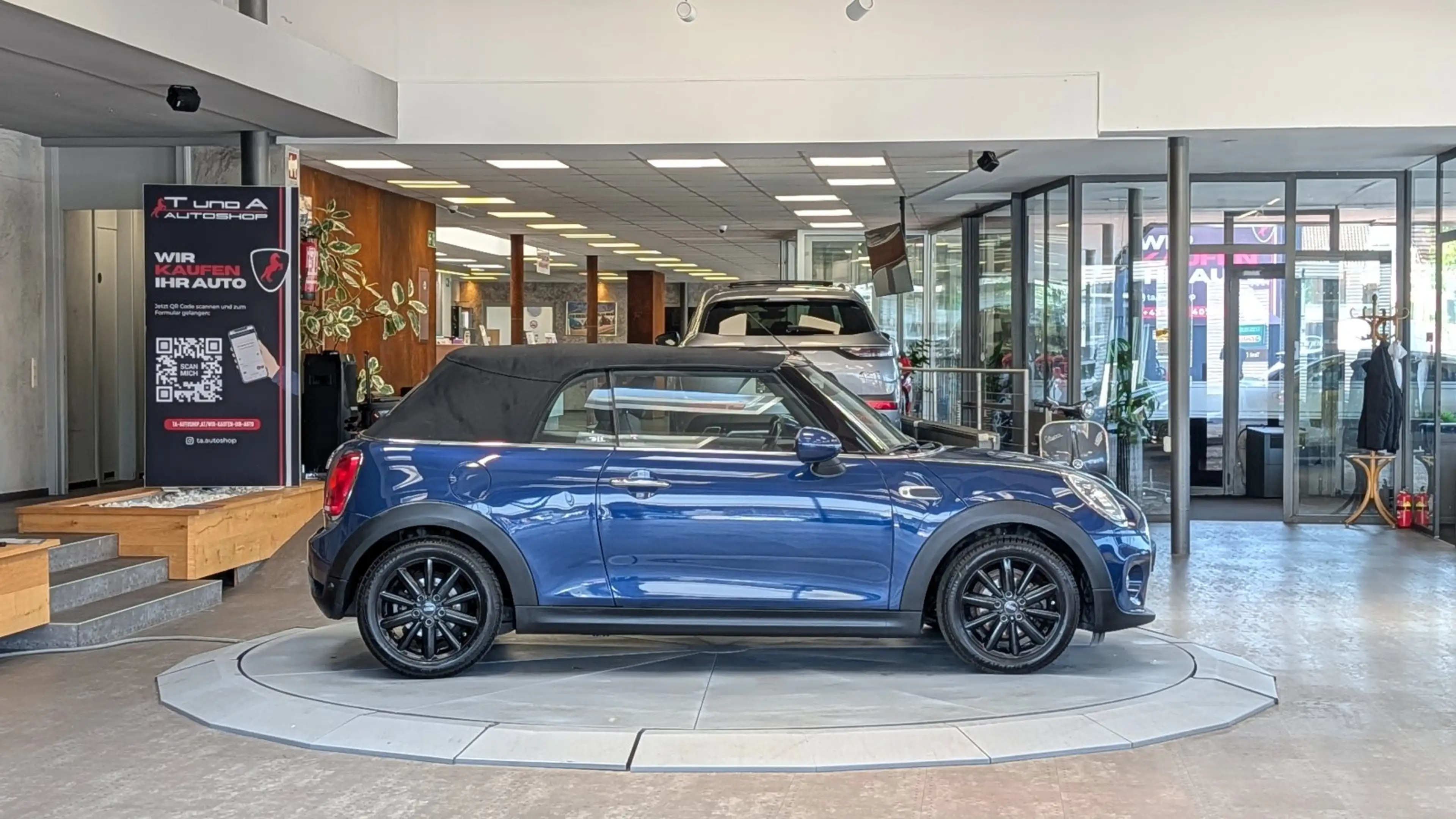 MINI One Cabrio F57 *Ambiente*Navi*Sitzheizung*LED* — photo 6
