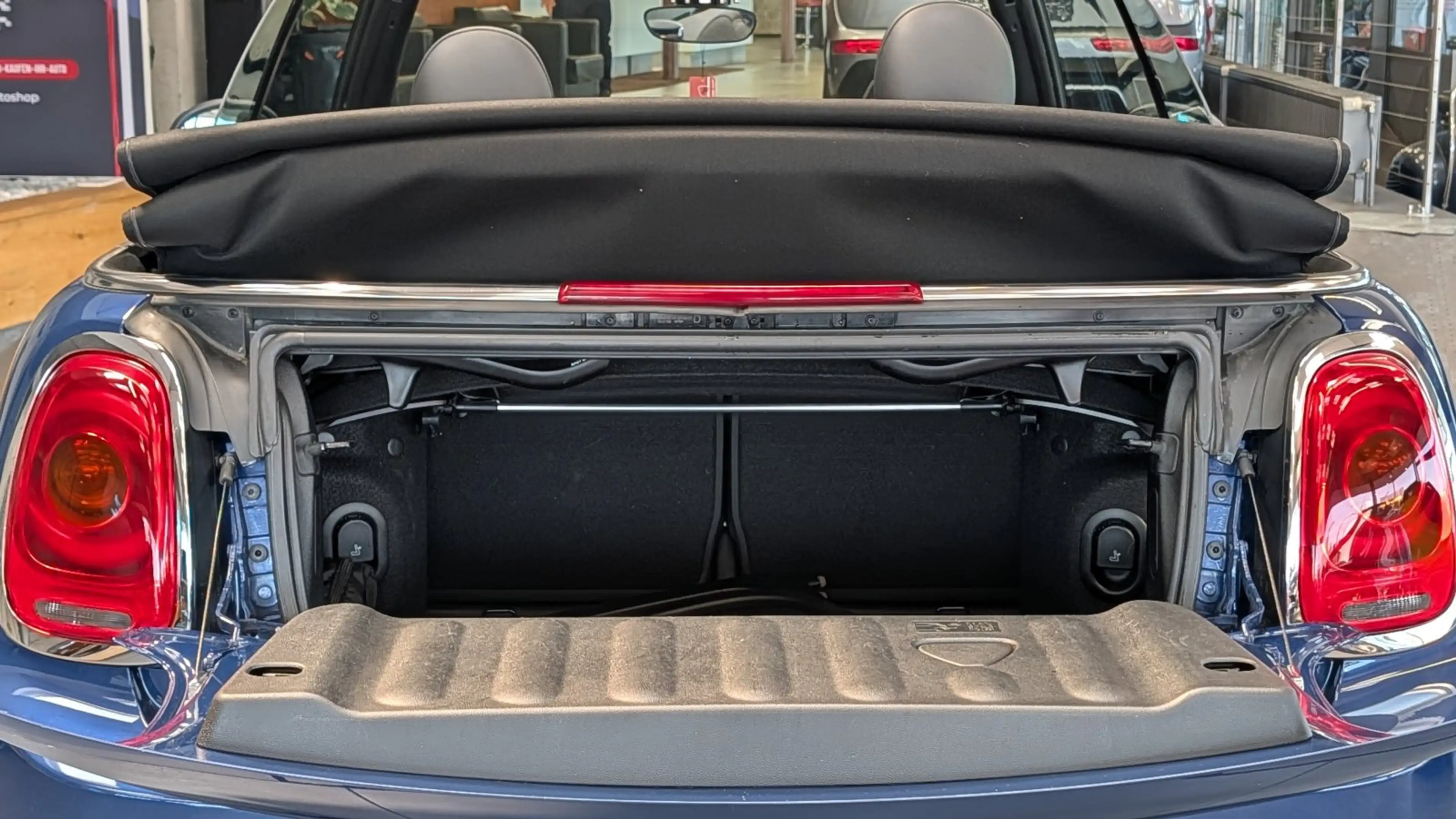MINI One Cabrio F57 *Ambiente*Navi*Sitzheizung*LED* — photo 10