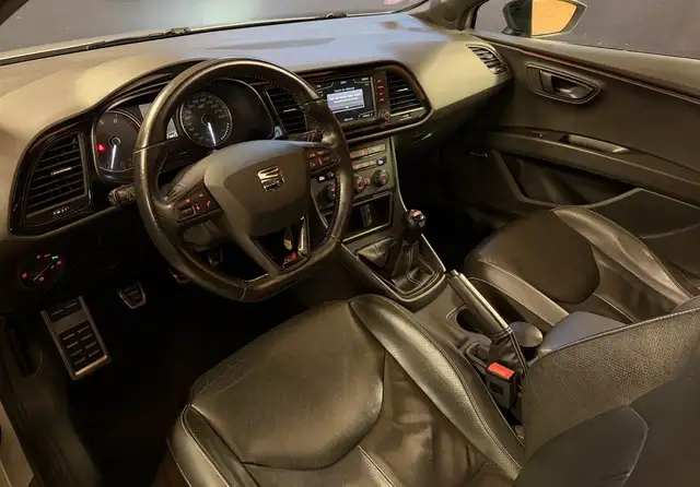 SEAT Leon view 6