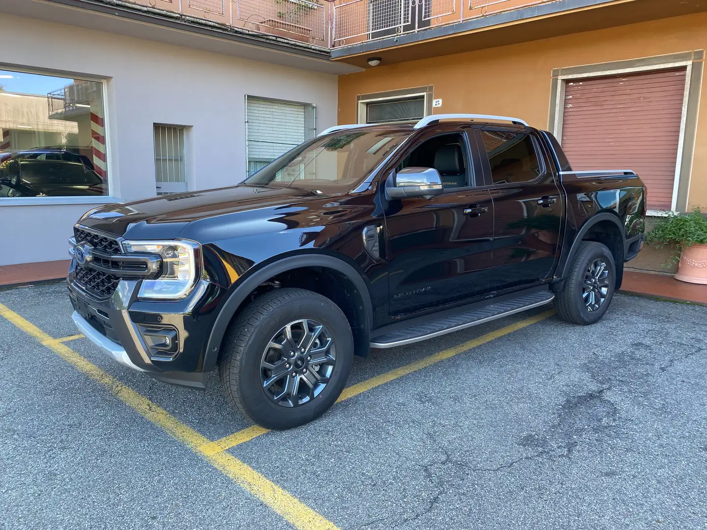 Ford Ranger 3.0 doppia cabina Wildtrak 240cv + IVA Nero - 1