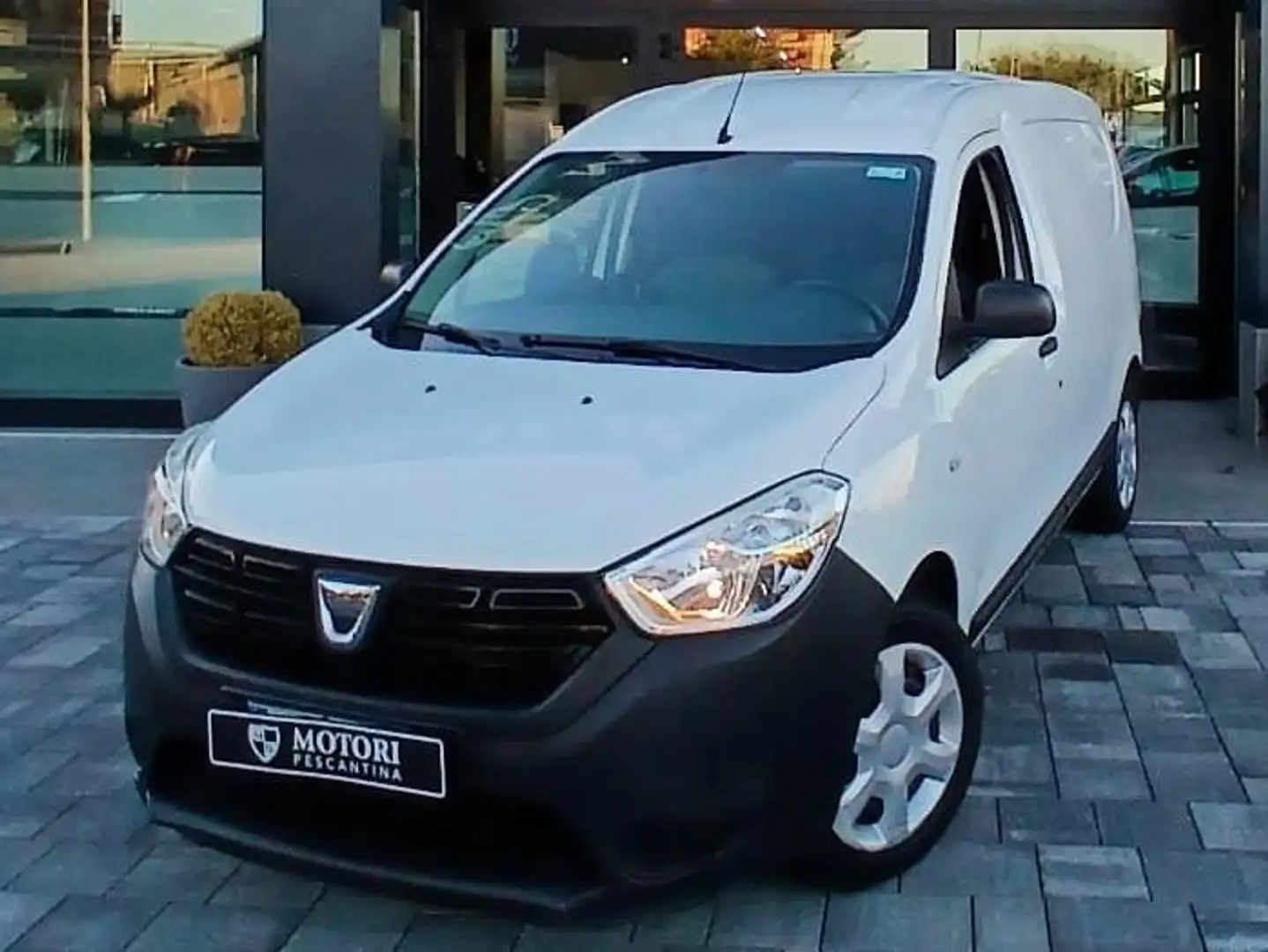 Dacia Dokker Dokker 2017 1.5 dci Laureate Prezzo più Iva Blanco - 1
