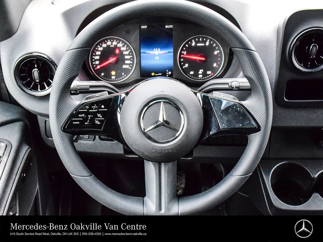 Mercedes-Benz Sprinter снимка Mercedes-Benz Sprinter