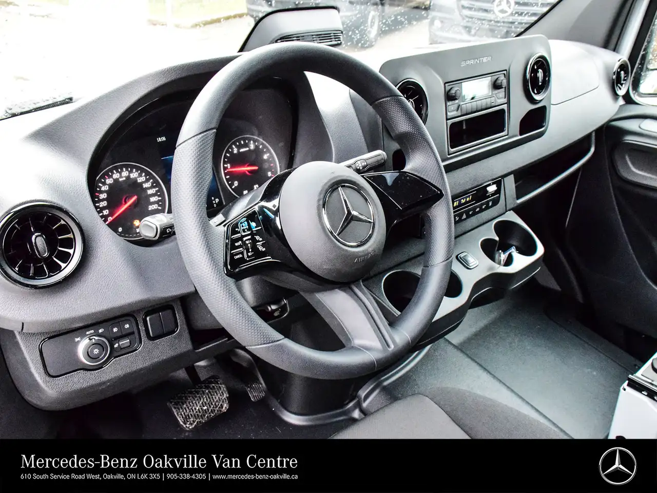Mercedes-Benz Sprinter снимка Mercedes-Benz Sprinter
